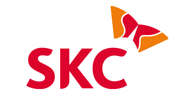 South Korean giants compete for glass substrates